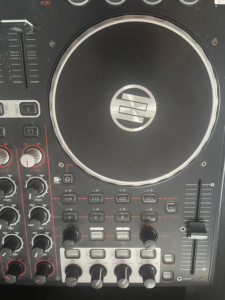 Reloop terminal mix 4 +case