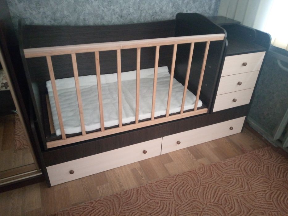 Продам дитяче ліжечко