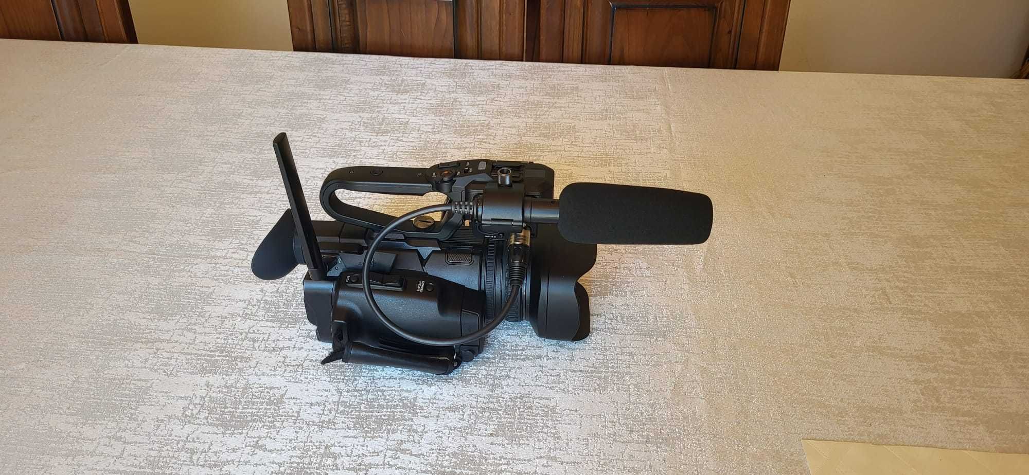 Câmara de vídeo JVC GY-HM250E 4K LIVE streaming