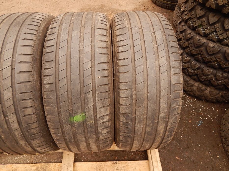 Шини 235 55 R19 Michelin Latitude Sport 3 France 2016 рік