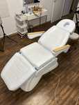 Fotel kosmetyczny Lux 273B