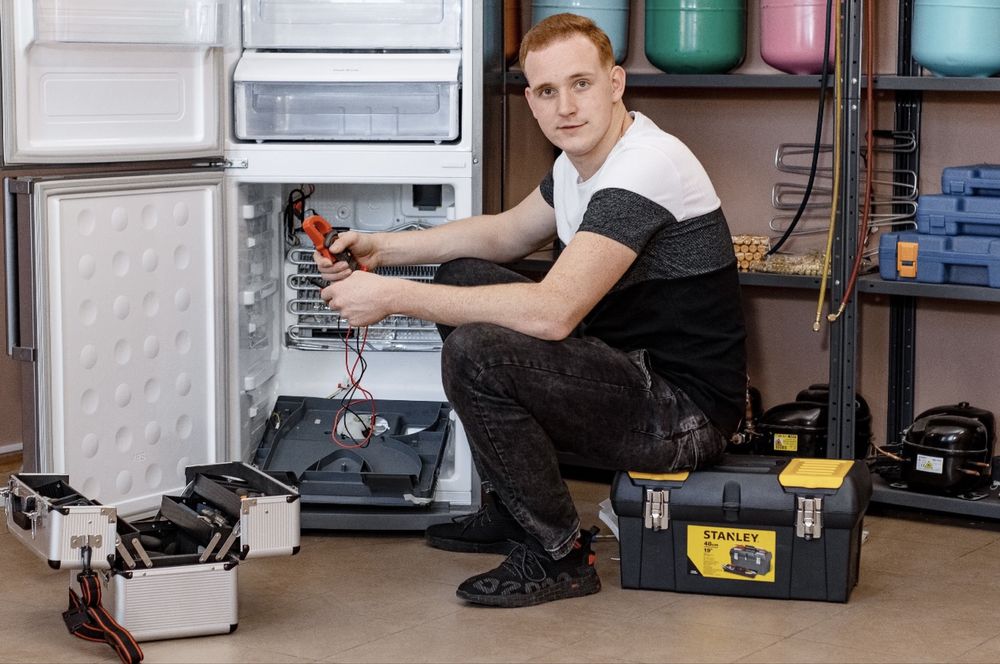 КАЧЕСТВЕННЫЙ! Ремонт Холодильников и Стиральных машин!