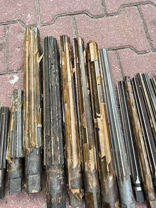 rozwiertak ręczny do metalu stożkowy NRSk