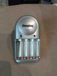 Зарядное устройство для батареек ENERGIZER