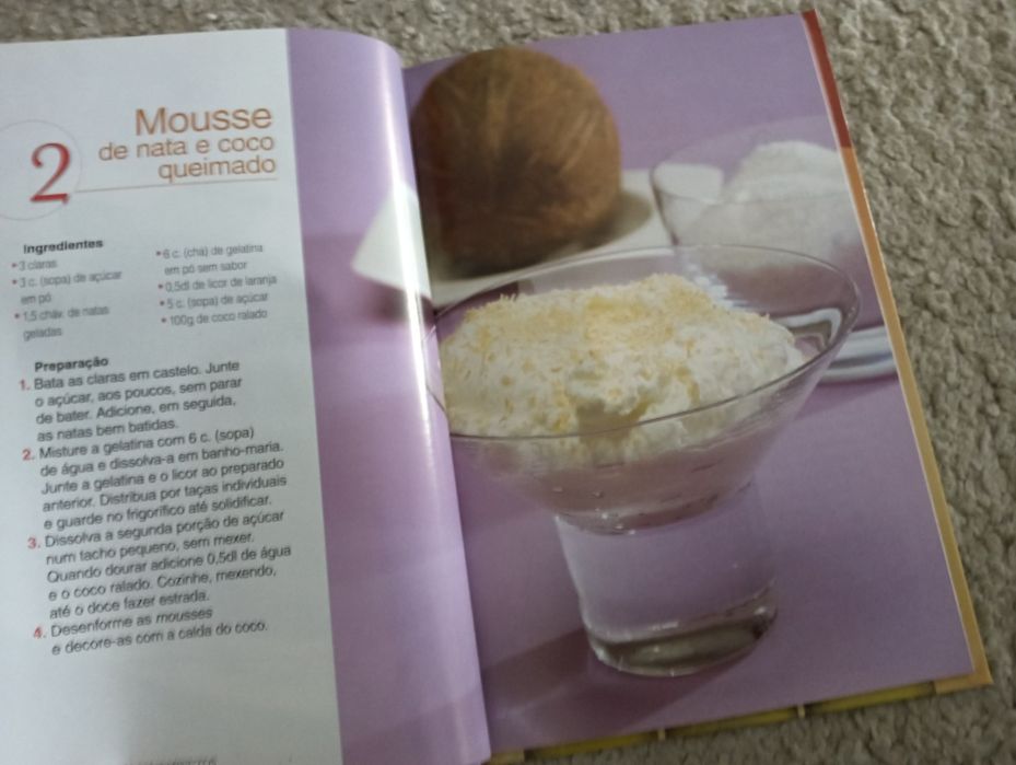 Mousses	Coleção  30 receitas em 30 minutos Como Novo!