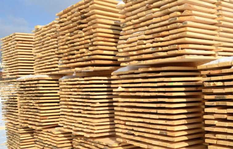 Купити суху дошку з сосни першого сорту