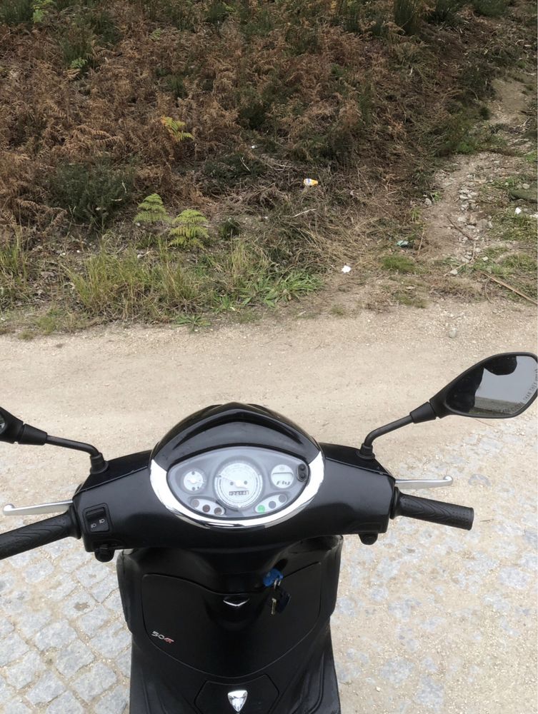 Vendo Scooter Piaggio Fly 50c.c