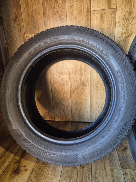 225/55/17 Continental Komplet zima 6,5mm 20r