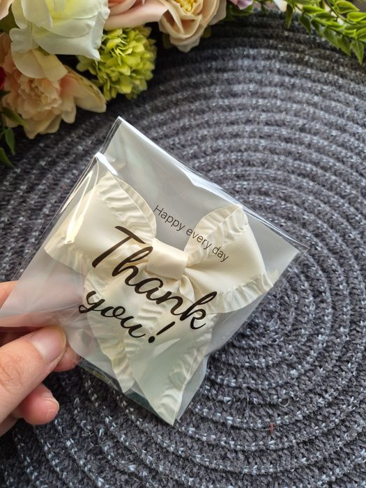 Śliczna spinka do włosów _ Kokardka ecru handmade