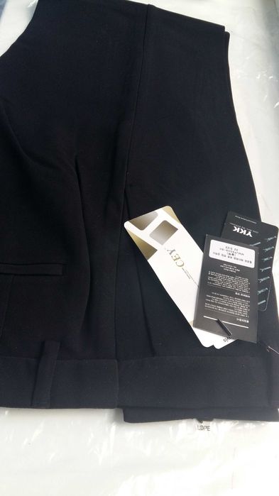 Женские новые брюки р.32