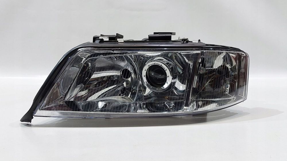LAMPA REFLEKTOR PRZÓD LEWY AUDI A6 C5 97-01r. 20-5378