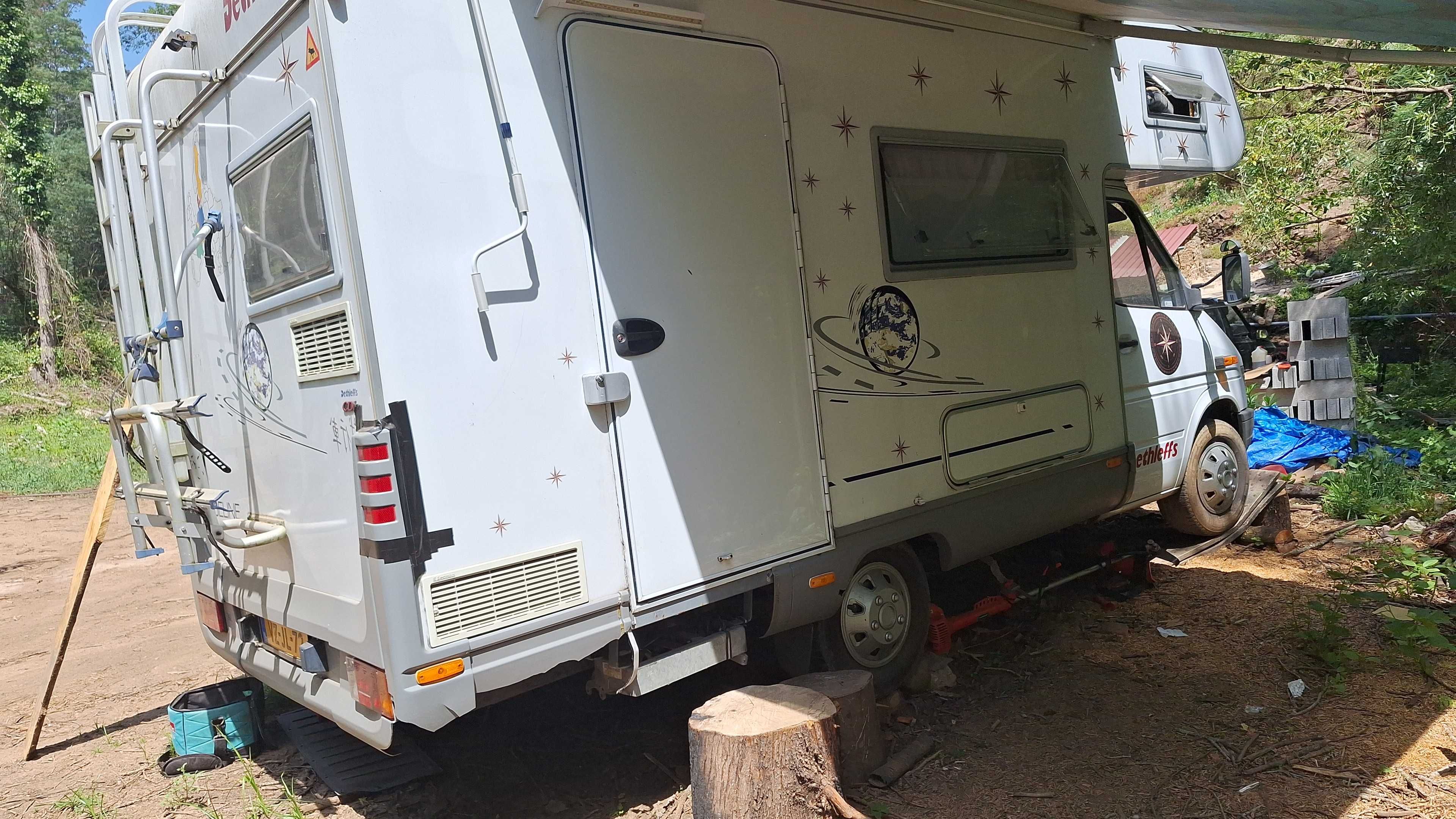 Autocaravan mercedes dethleffs 2.9