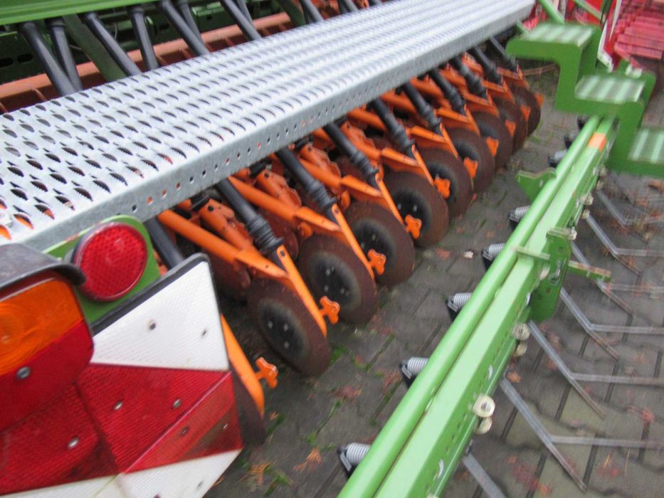 agregat uprawowo siewny Amazone AD 303 KE 303