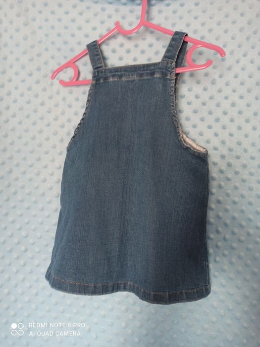 Dżinsowa spódniczka na szelkachr.86+koszulka