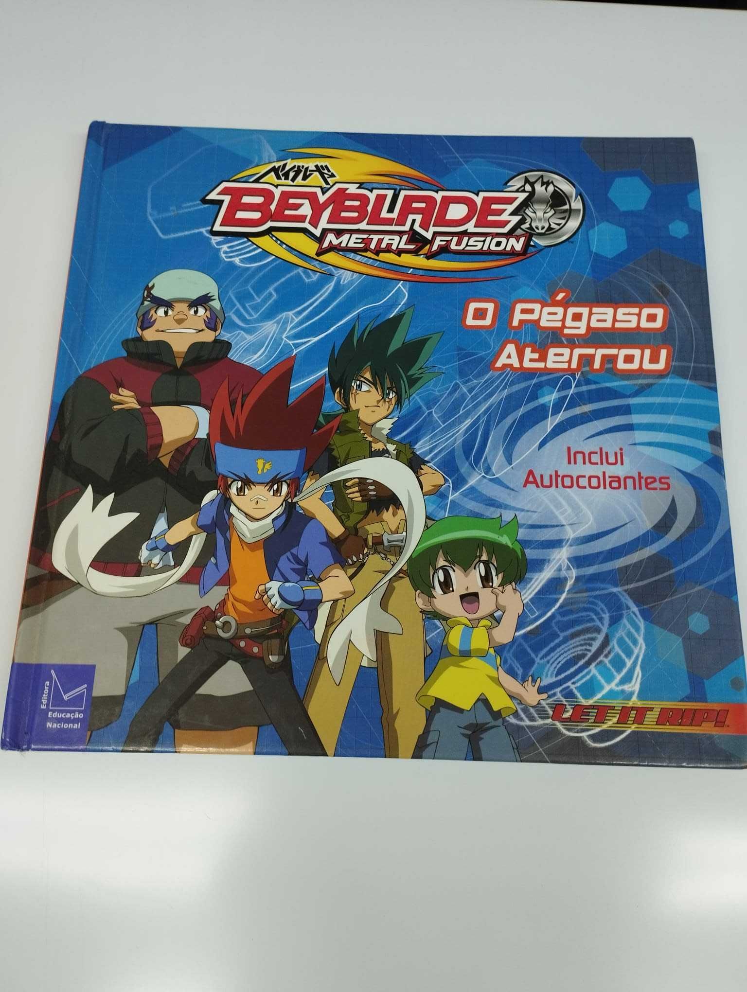 Livro Beyblade Metal Fusion - O Pégaso Aterrou