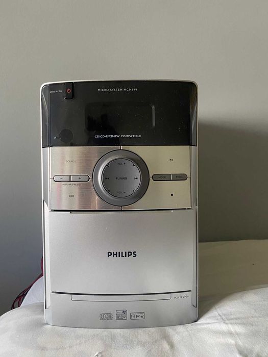 Leitor de CD e colunas Philips