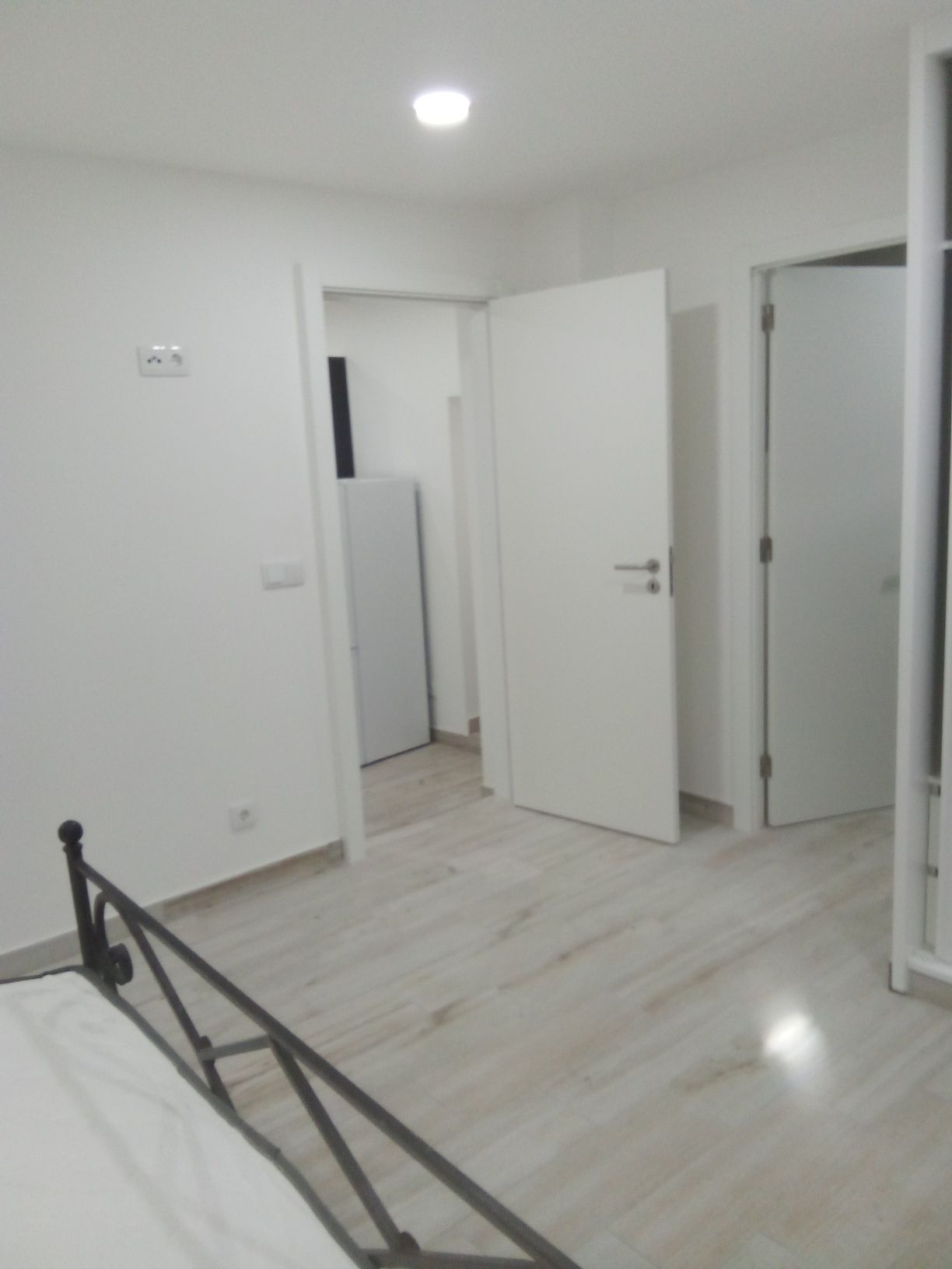 Alugo studio em castelo branco