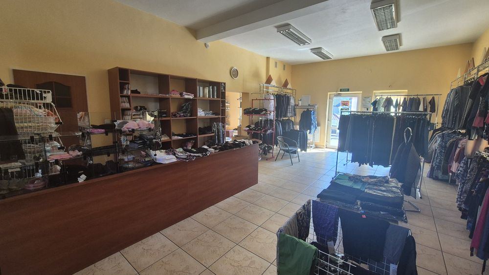Raciechowice lokal pod sklep odzieżowy z wyposażeniem lub inną działal