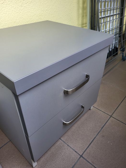 Piękne szafki nocne 2 szt.