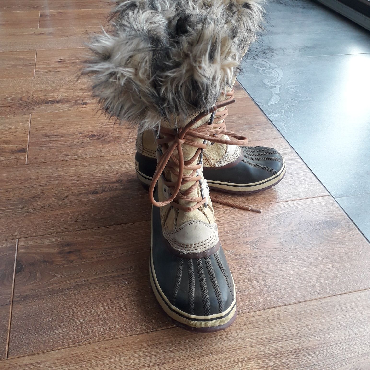 SOREL Joan of Arctic śniegowe buty zimowe kozaki damskie roz 38 - 25cm
