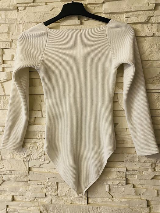 Body białe Mochy z dekoltem ( wzòr Zara)