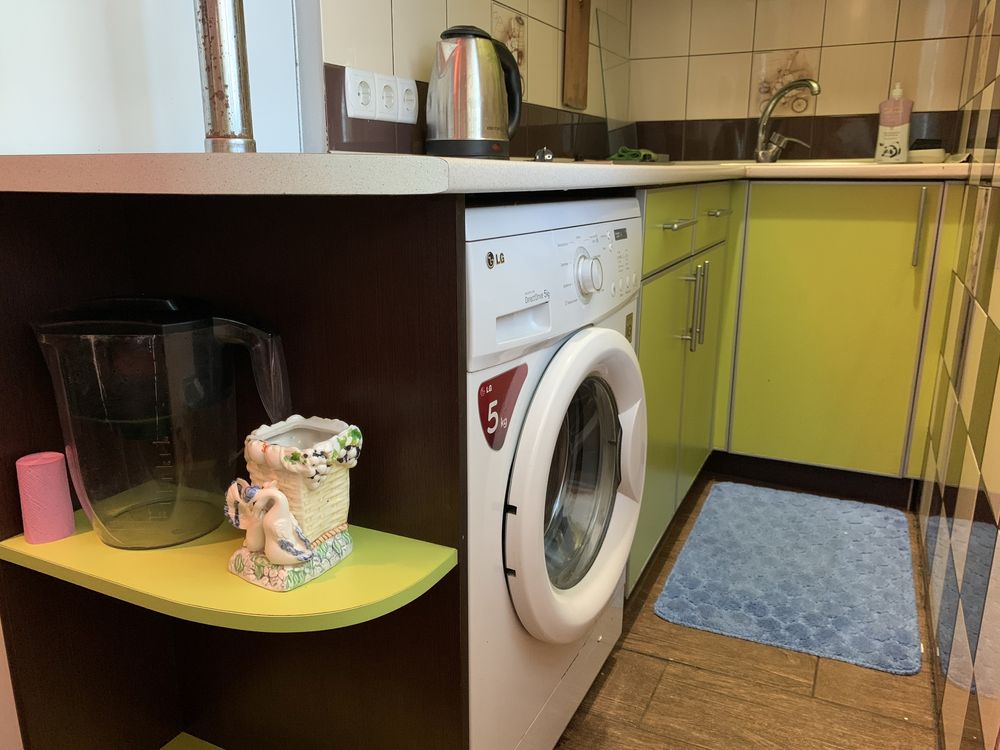 Продаж! 1 кім.із кв по вул.Молодой гвардии 5