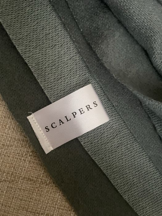 Zielony szalik Scalpers