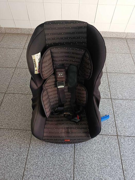 Cadeira de carro para crianca