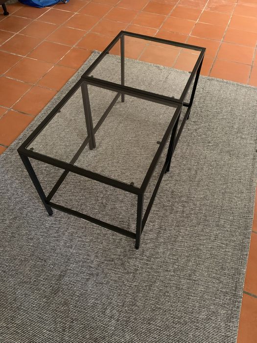 2 Mesas de vidro e metal Ikea