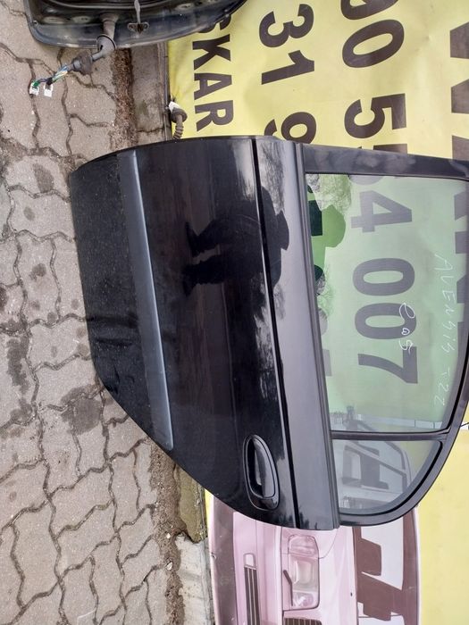 Toyota Avensis t22 drzwi lewy tył tylne lewe kompletne