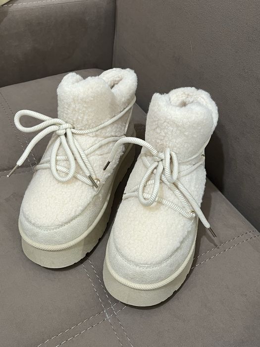 Місяцеходи жіноче взуття 38р 38,5р