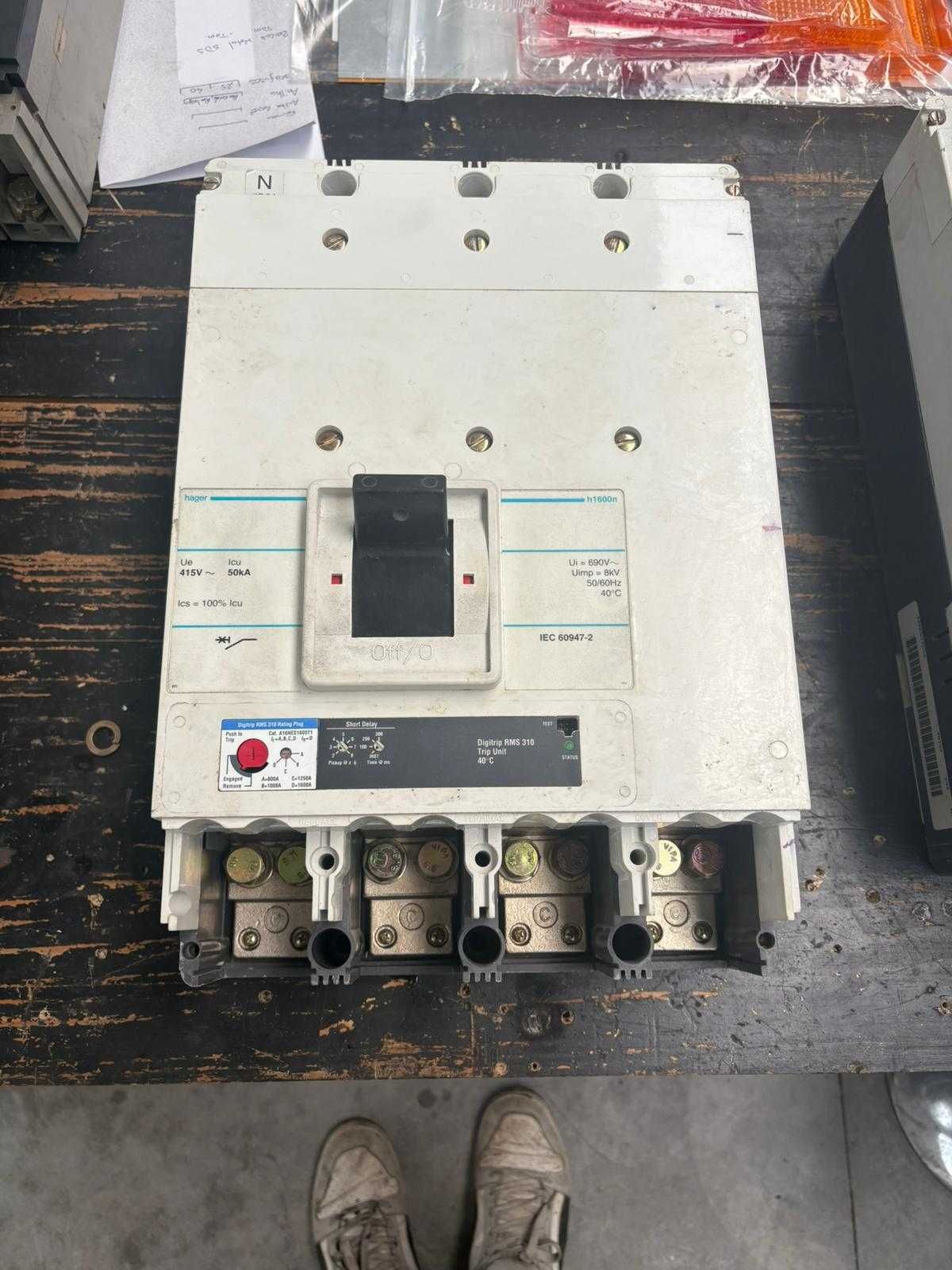 Disjuntor Hager H1600n 4P 1600A