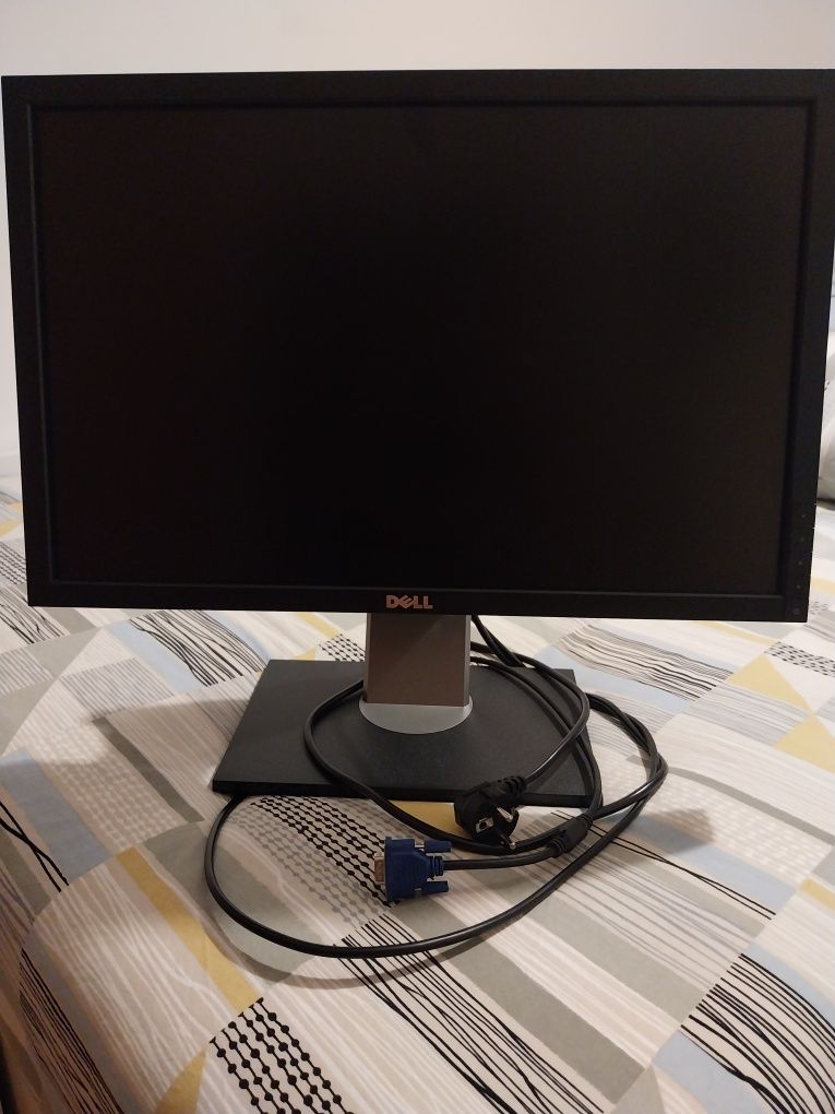 Monitor DELL Pc novo