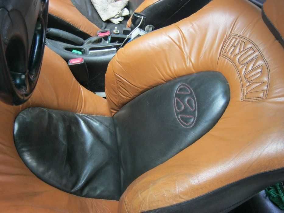 автомобиль HYUNDAI Tiburon1998 год выпуска