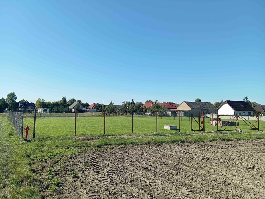 Sprzedaż działka budowlana ogrodzona Obrowo, media + projekt
