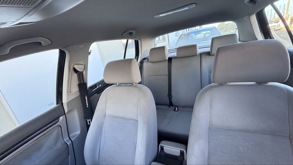 Vendo golf 5 segundo dono.