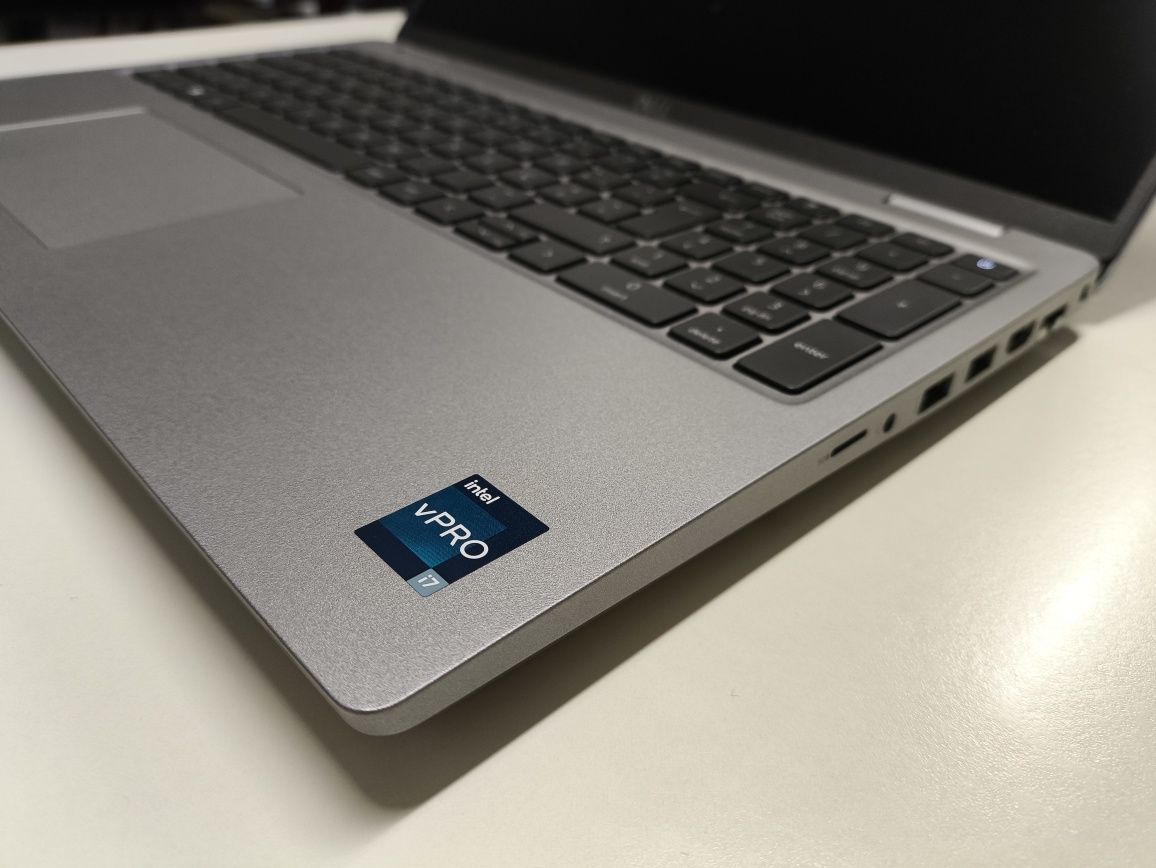 Dell Latitude 5531 i7-12800H/32gb/1tb/NVIDIA MX550/Garantia/Placa 4G