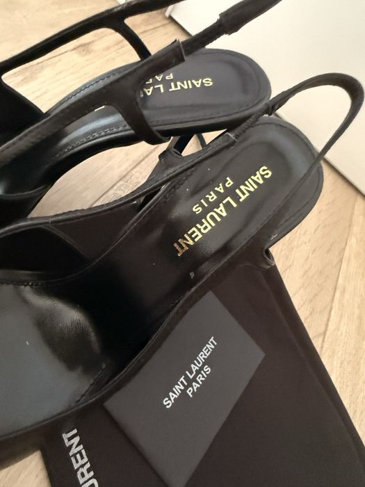 Слінгбекі, натуральна шкіра, 38 розмір в наявності, повний комплект