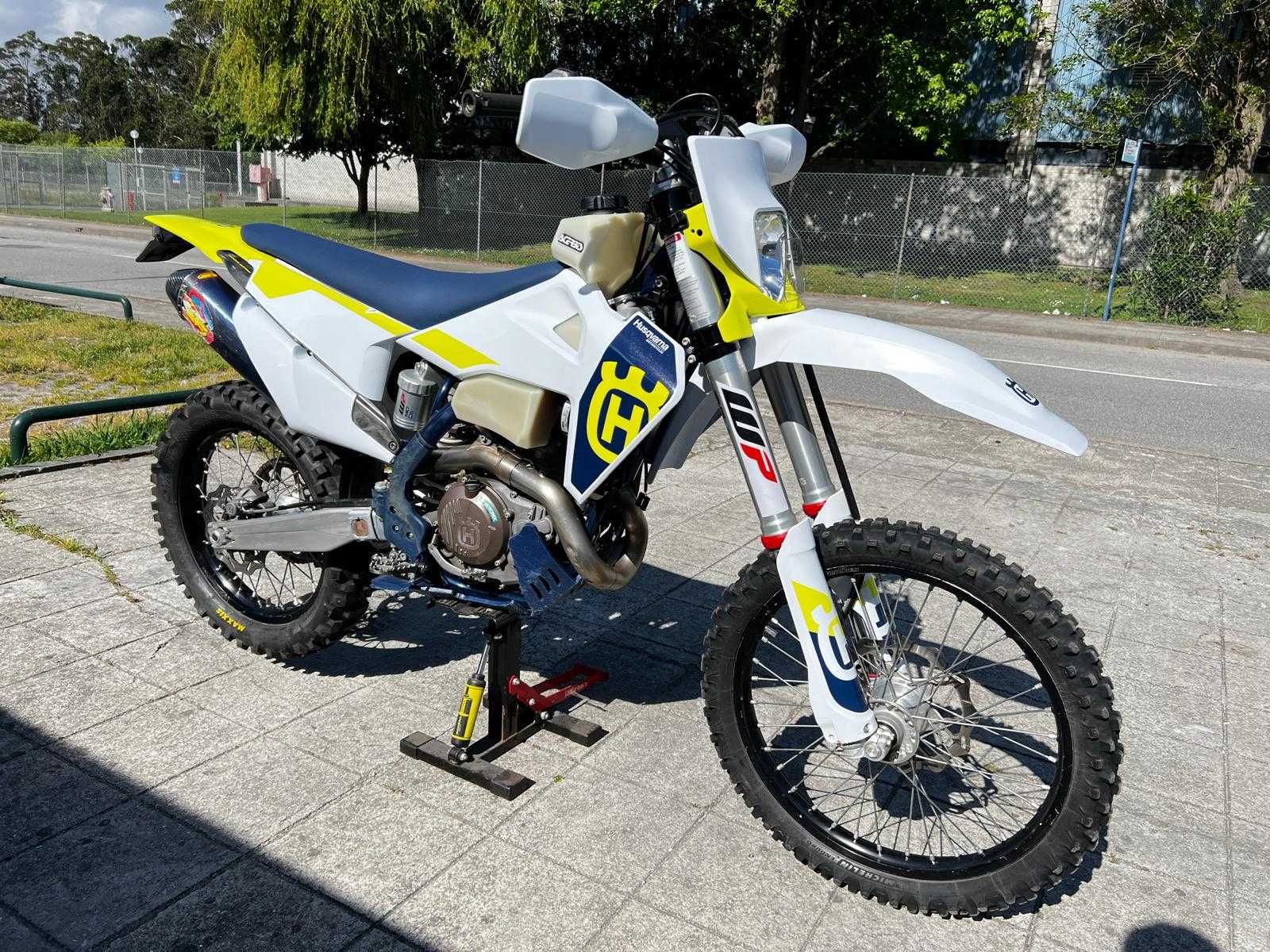 Husqvarna FE 501 Rally Raid 2022 Mod 2023 com 3350km/85hrs fmf4.1 etc