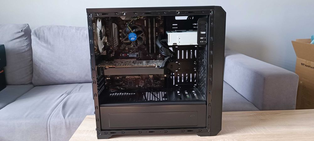 i5 8400, GTX 1070 Ti, 16GB RAM, SSD 1TB, HDD 1TB, Windows 10