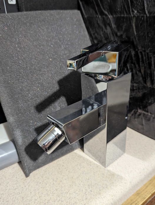 Baterie umywalkowa i bidetowa DEANTE