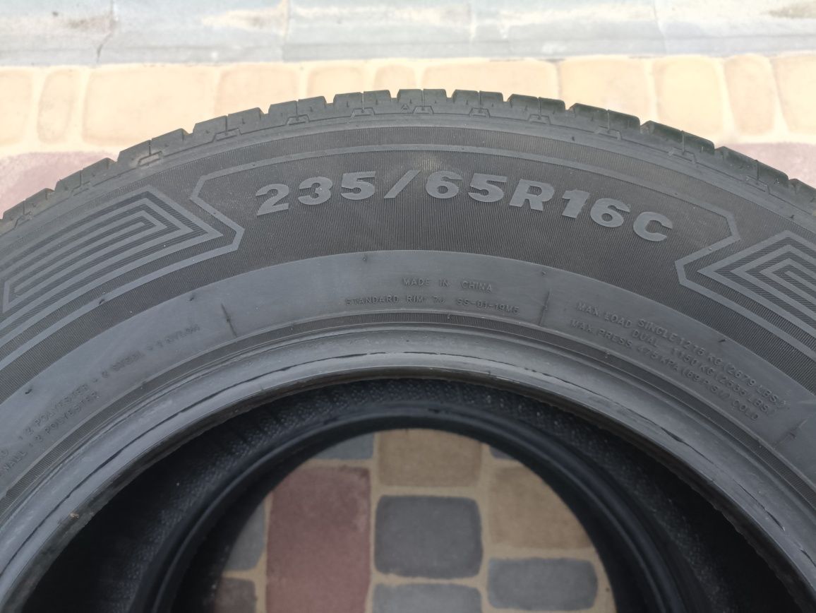 Шини 235/65 R16c резина літня