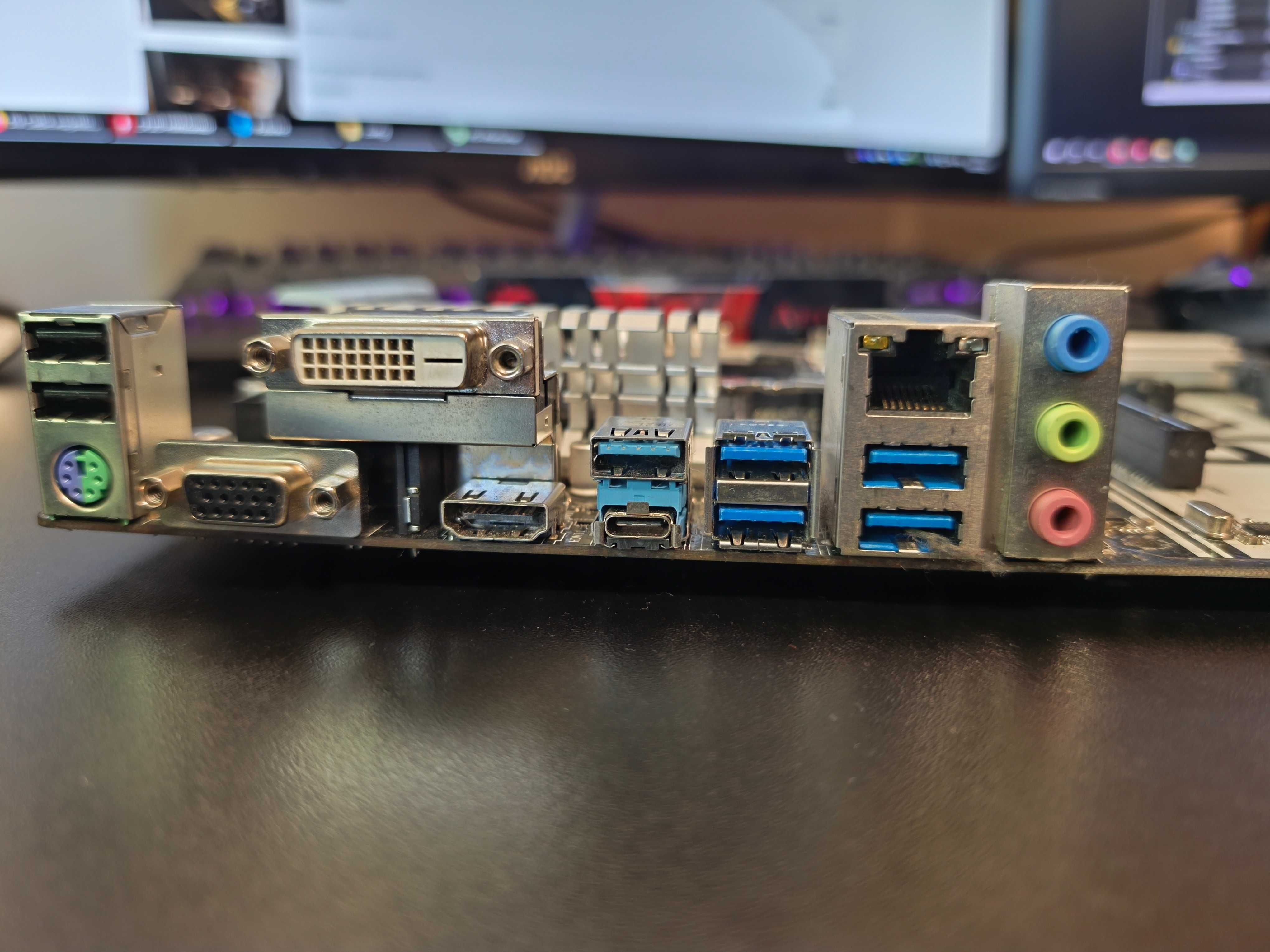 Asrock AB350 Pro4