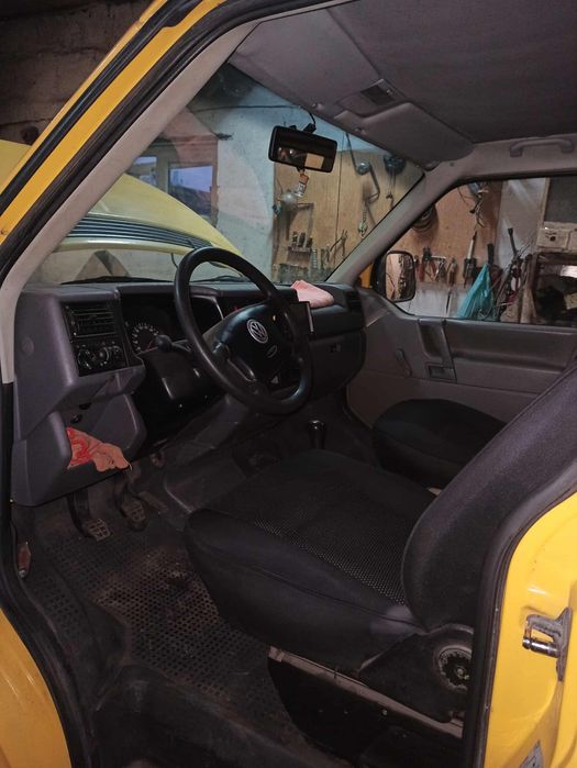 Продам Volkswagen Transporter T4 1.9D 1999 року