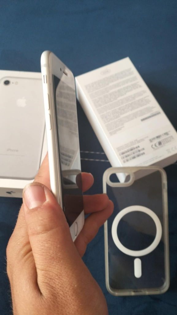 Iphone 7 32gb stan idealny