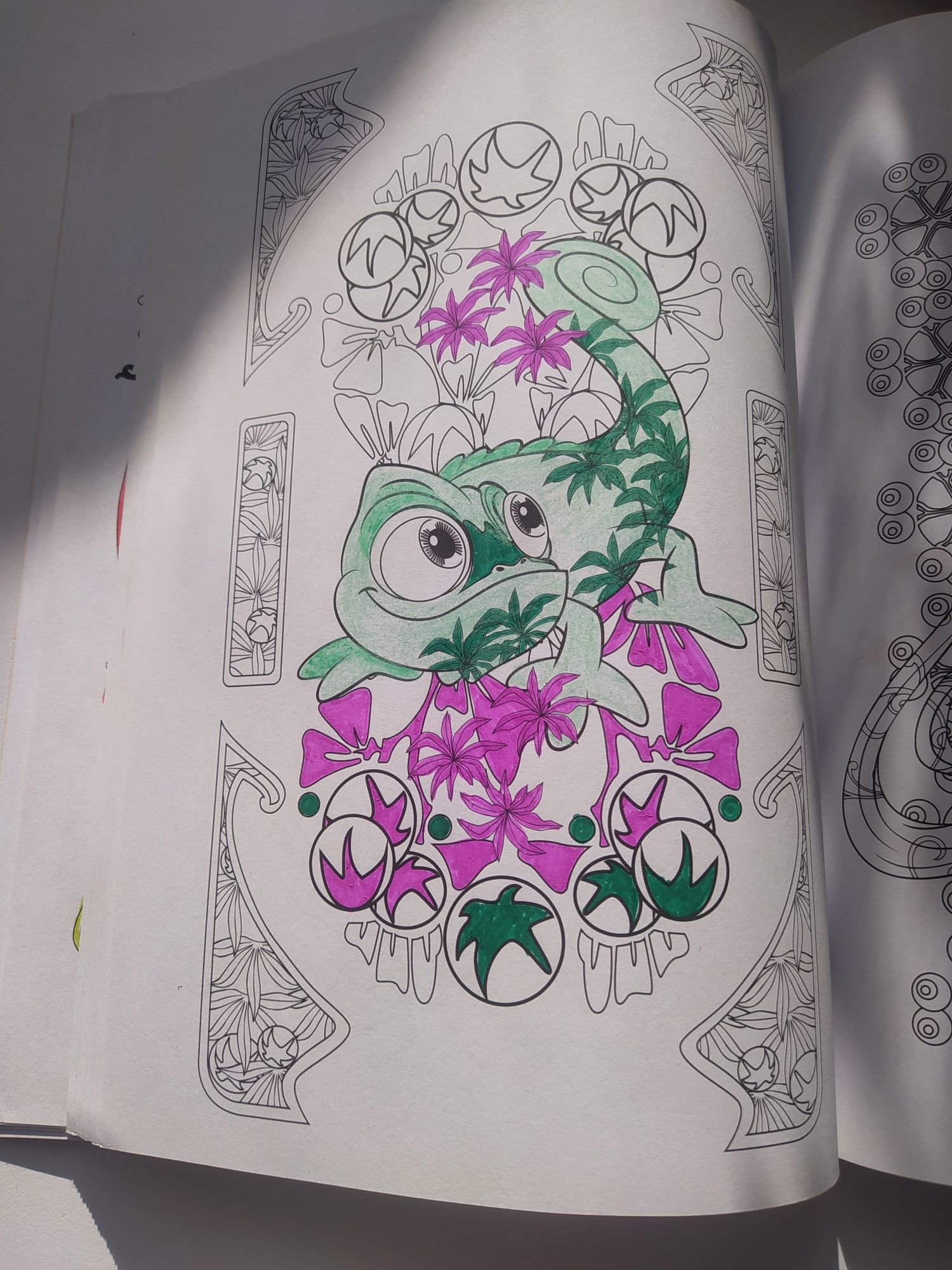 Art Nouveau. Kolorowanki artystyczne dla każdego