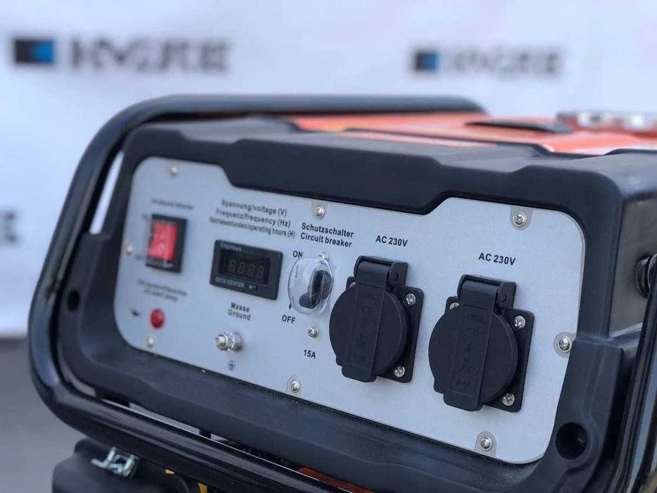 Бензиновый генератор UNICRAFT 4 кВт, медная обмотка, ручной запуск.