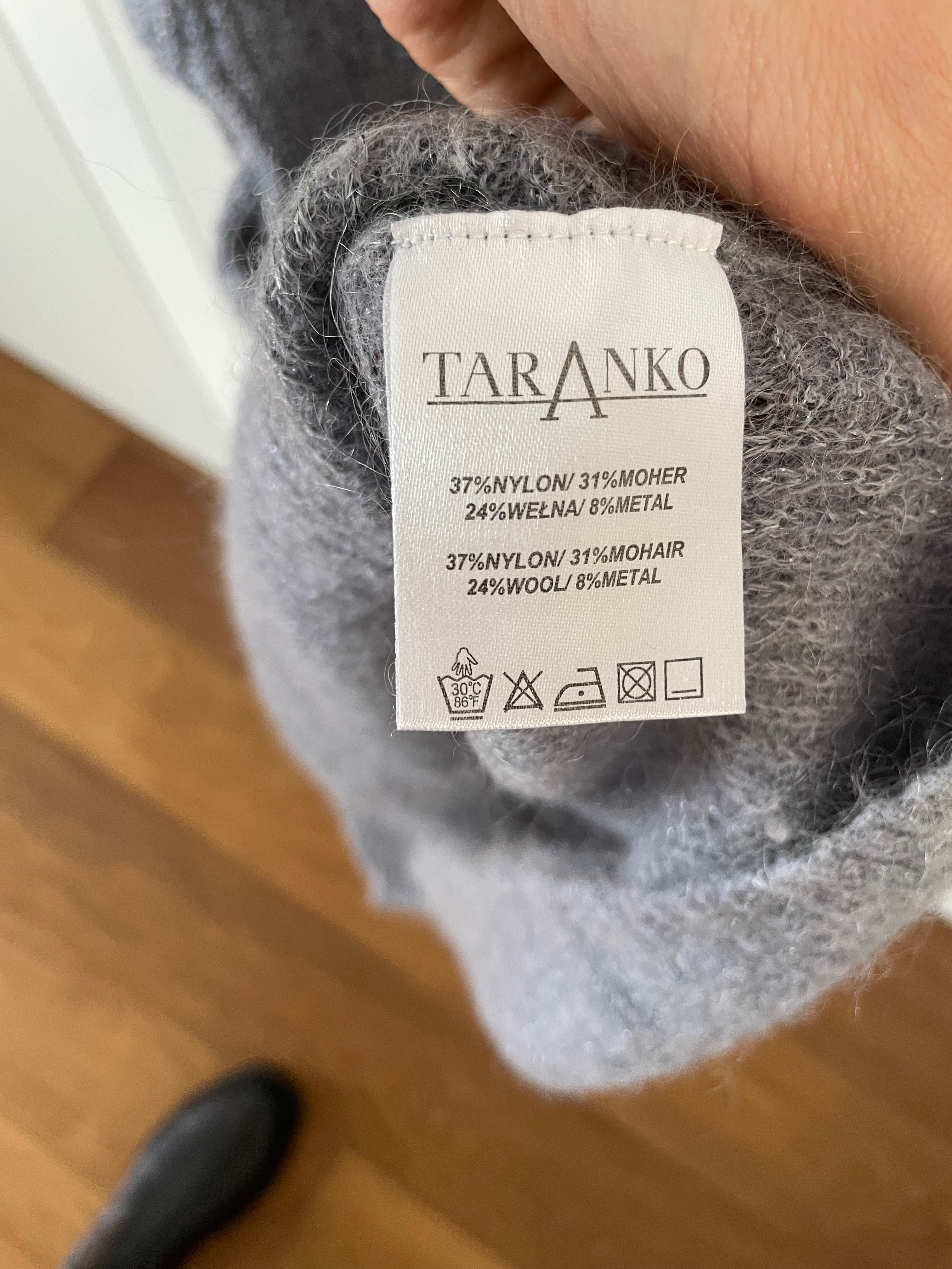 Szary sweter z wełną i moherem Taranko