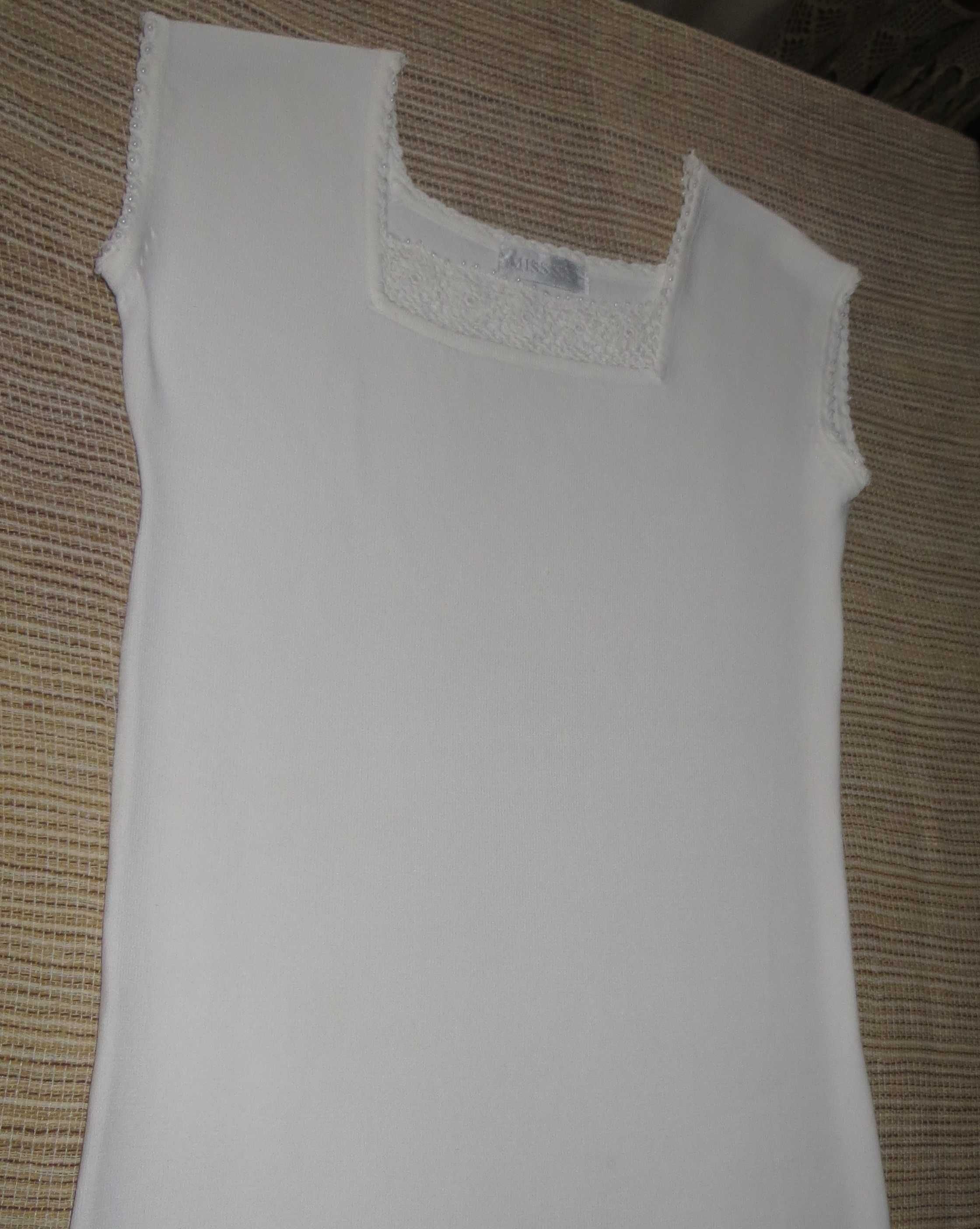 Camisola Pérola decote orlado croché e pérolas - Tam - M/L - Como Nova