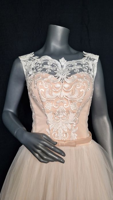 Вечірні (весільні)/ випускні сукні